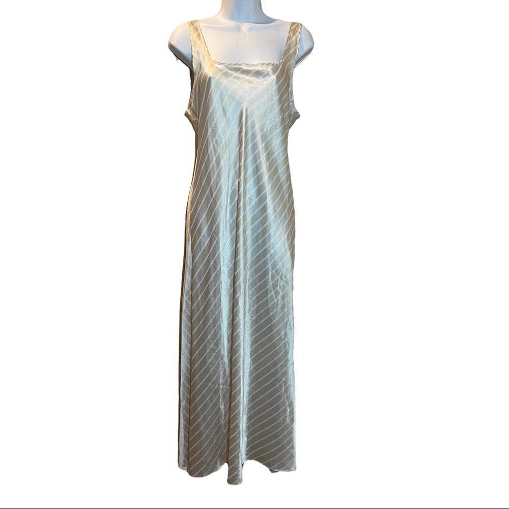 Vintage Valentino Intimo Slip Maxi Dress Nightgown Gown Size Medium - Picture 3 of 9